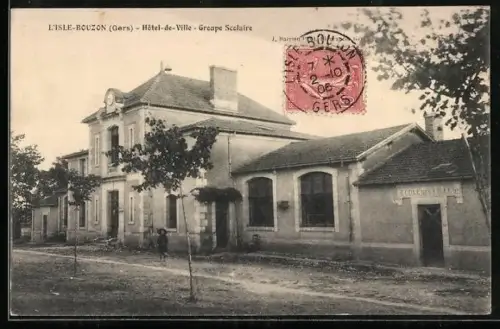 AK L`Isle-Bouzon /Gers, Hôtel-de-Ville, Groupe Scolaire