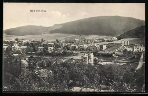 AK Bad Ilmenau, Ortsansicht mit Villen und umliegender Landschaft