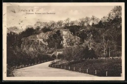 AK Halle a. S., Trothaer Felsen mit Denkmal