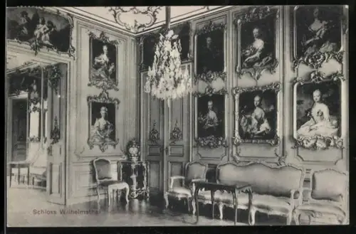 AK Münchehof, Schloss Wilhelmsthal, Innenansicht mit Gemäldegalerie und Möbeln