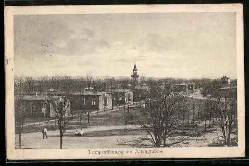 AK Altengrabow, Truppenübungsplatz, Strassenpartie