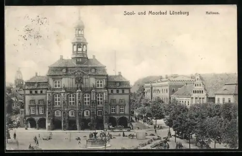 AK Lüneburg, Strassenpartie mit Rathaus