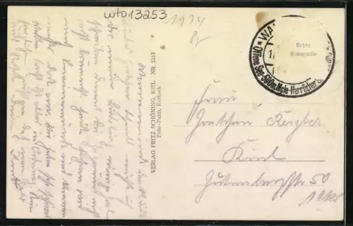 AK Warnemünde, Mole, Leuchtturm, Spaziergänger, Segelboote