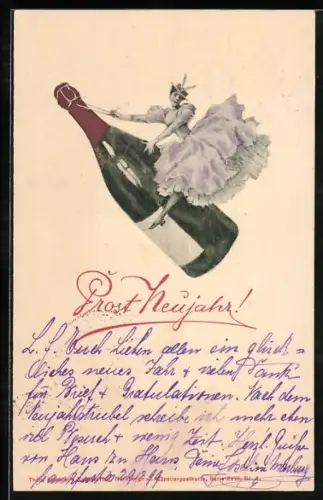 AK Eine elegante Dame reitet auf einer Schaumweinflasche