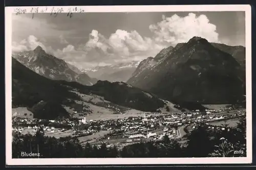 AK Bludenz, Panorama mit Gebirgsblick