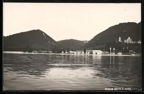 AK Novi Afon, Panorama mit Kloster