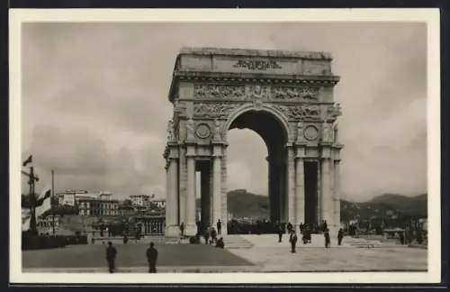 AK Genova, Il Monumento ai Caduti