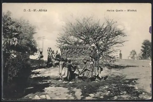 AK Windhuk /D.-S.-W.-Afrika, Frauen an der heissen Quelle