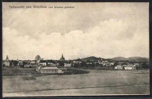 AK Windhuk, Teilansicht des Ortes von Westen gesehen, im Hintergund die Kirche
