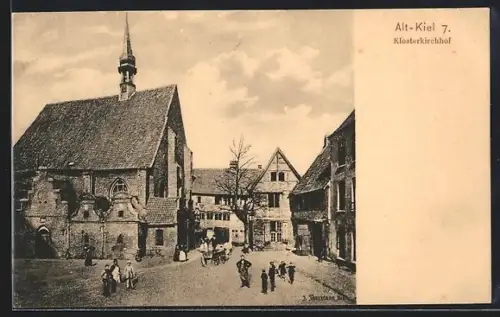 AK Kiel, Partie am Klosterkirchhof mit Passanten