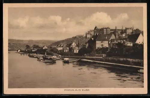 AK Pirna a. d. Elbe, Elbufer mit Stadtansicht und Schloss