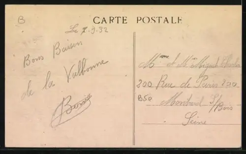 AK La Valbonne, La Place