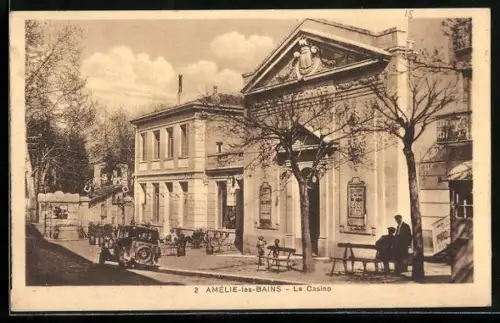 AK Amélie-les-Bains, Le Casino et la rue animée avec voitures et passants