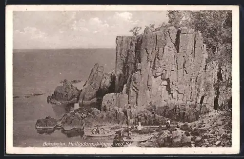 AK Bornholm, Helligdomsklippen ved Ro