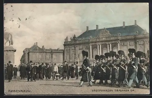 AK Kobenhavn, Vagtparaden Traekker Op