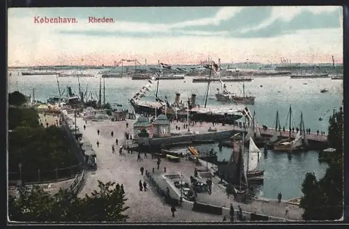 AK Kobenhavn, Rheden, Dampfer und Segelboote im Hafen