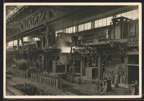 AK Essen, Friedr. Krupp Gussstahlfabrik, Martinwerk VII, Abstich eines Ofens