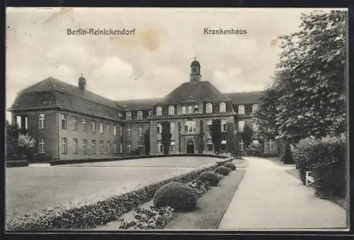AK Berlin-Reinickendorf, Grünanlage am Krankenhaus
