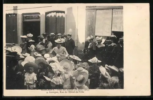 AK Marcigny, Fête des écoles, 18 Juin 1905, Groupes, Rue de l`Hôtel-de-Ville