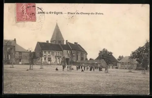 AK Issy-l`Évêque, Place du Champ-de-Foire