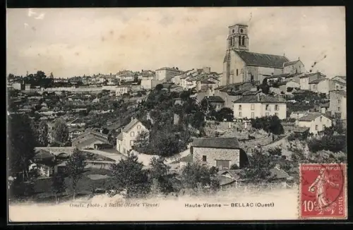 AK Bellac /Haute-Vienne, Vue générale avec église en arrière-plan