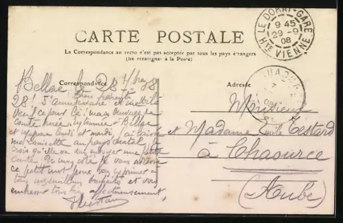 AK Bellac /Haute-Vienne, Vue générale avec église en arrière-plan