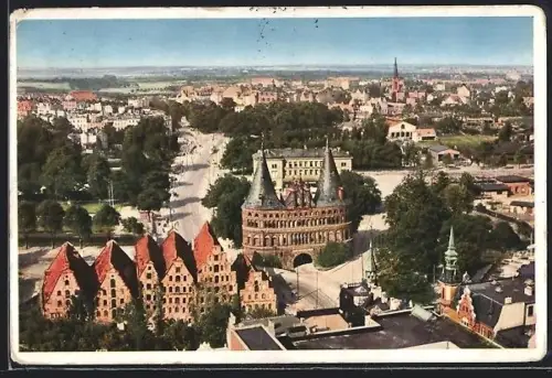 AK Lübeck, Holstentor und Salzspeicher vom Petrikirchturm