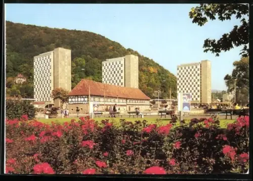 AK Suhl / Thür., Waffenmuseum und Hochhäuser