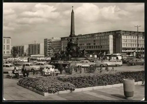 AK Leipzig, Karl-Marx-Platz mit Autos