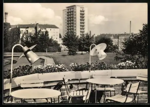 AK Karl-Marx-Stadt, Blick von der HO-Gaststätte Roter Turm zum neuerbauten Hochhaus