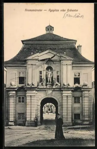 AK Kremsmünster, Agapitus- oder Eichentor