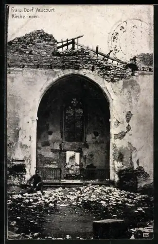 AK Vaucourt, Église en ruines après la destruction