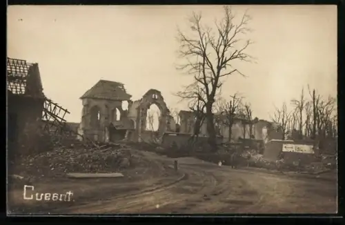 AK Quéant, Der Ort in Trümmern