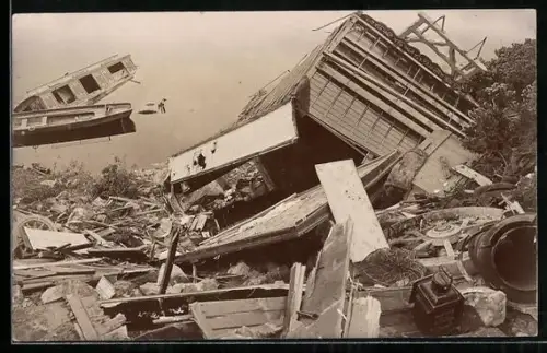 Foto-AK Thirlmere, Wreckage after a catastrophe
