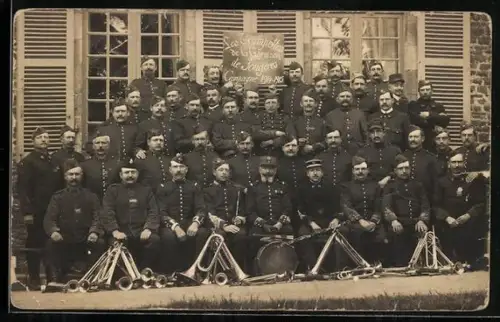 Foto-AK Fougeres, Les trompetes de la garnison, 1914/1915