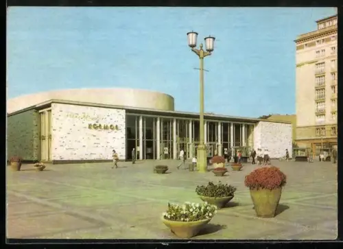 AK Berlin, Filmtheater Kosmos mit Strassenpartie