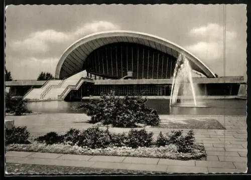 AK Berlin, Kongresshalle mit Springbrunnen