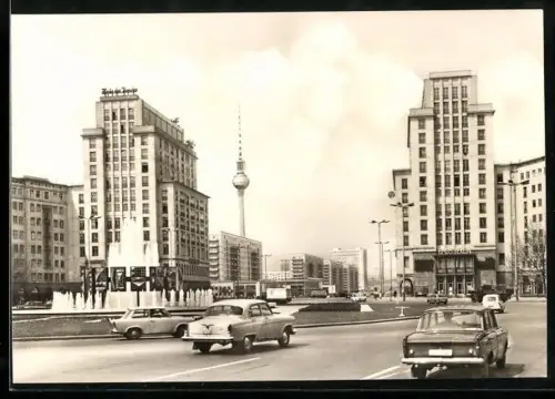 AK Berlin, Strausberger Platz und Fernseh-und UKW-Turm der Deutschen Post