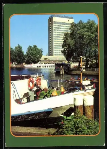 AK Potsdam, Interhotel Potsdam am Hafen der Weissen Flotte