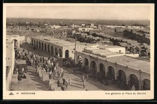 AK Médenine, Vue générale et Place du Marché