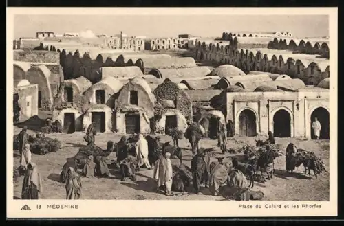 AK Médenine, Place du Cafard et les Rhorfas