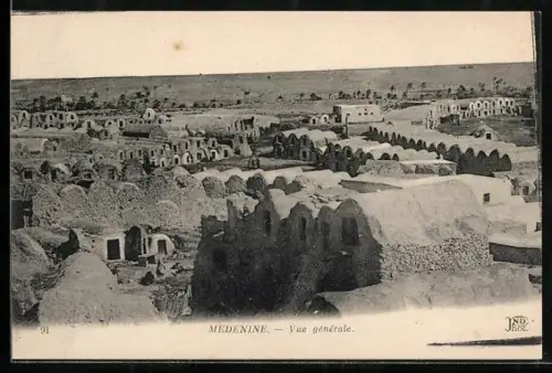 AK Médenine, Vue générale