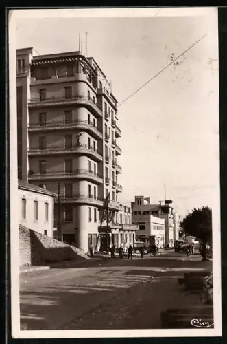 AK Bone, Palais Beauséjour