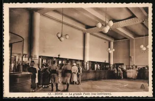 AK Bone, La grande Poste, vue intérieure