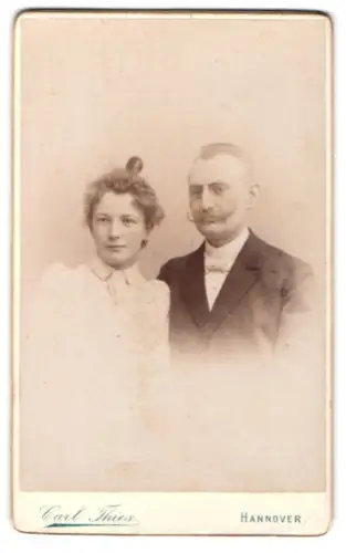 Fotografie Carl Thies, Hannover, Höltystrasse 13, Willy und Emmy Sperling im Porträt