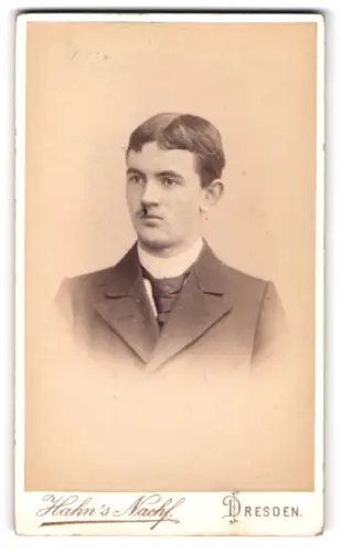 Fotografie Hahn`s Nachf., Dresden, Waisenhaus-Str. 16, Hans Barth im Porträt