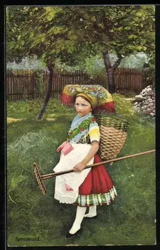 AK Junges Mädchen in Spreewälder Tracht bei der Gartenarbeit