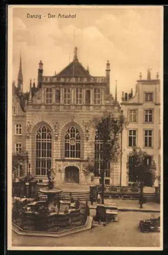 AK Danzig / Gdansk, Brunnen am Artushof