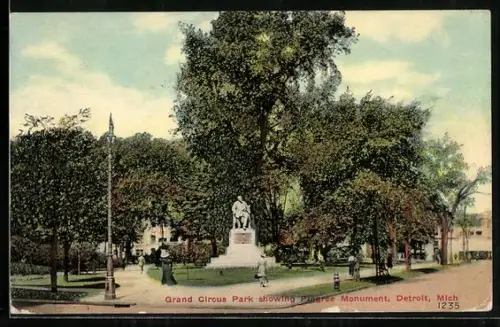 AK Detroit, MI, Grand Circus Park showing Pingree Monument