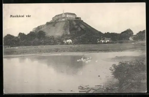 AK Munkács, vár, Blick auf die Burg
